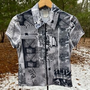 90s Hip Wear Silver Cyber Zip-Up Digital Print Top Women’s Size M Archive TV